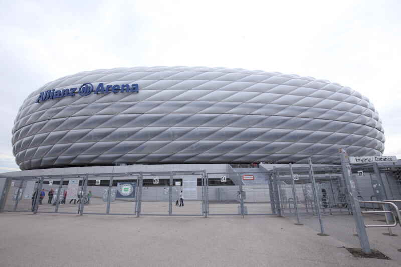 Eine Stars beim Africa Cup haben ihre sportliche Heimat in der Allianz Arena. Foto: Adobe / charnsitr