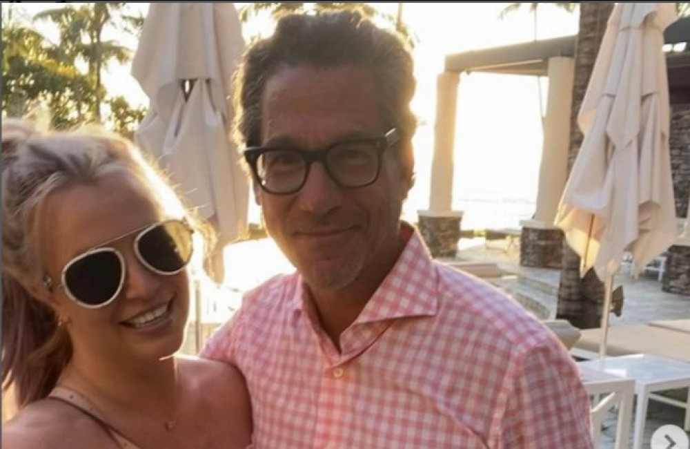 Spears und Rosengart Britney Spears and Mathew Rosengart - Instagram - Feb 2022