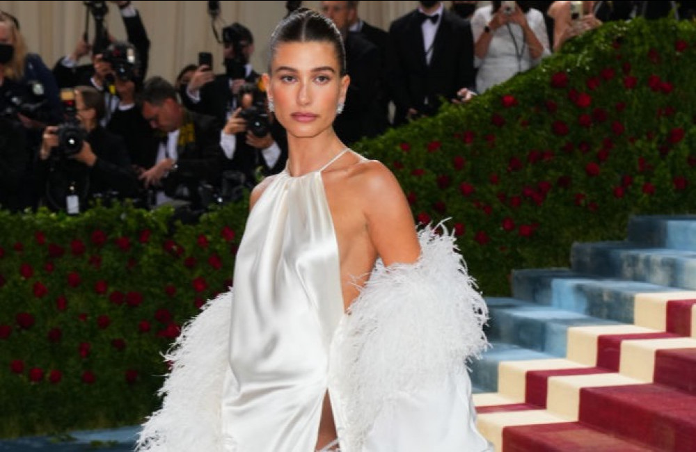 Hailey Baldwin Bieber attends The 2022 Met Gala - Getty