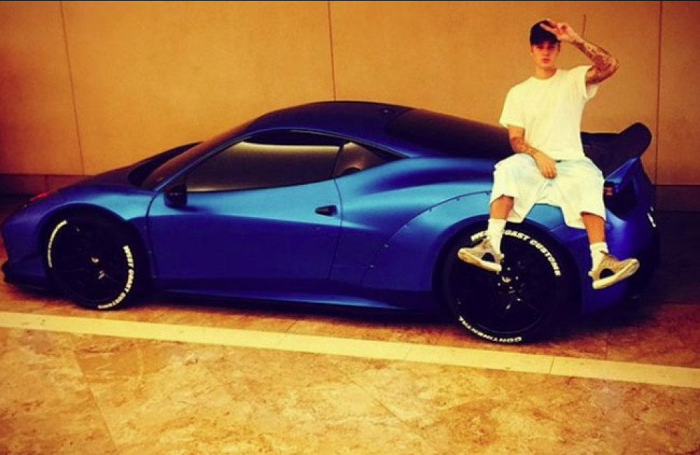 Justin Bieber - Blue Ferrari - Instagram