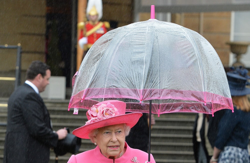 Queen Elizabeth - Buckingham Palace - 2016 - AVALON