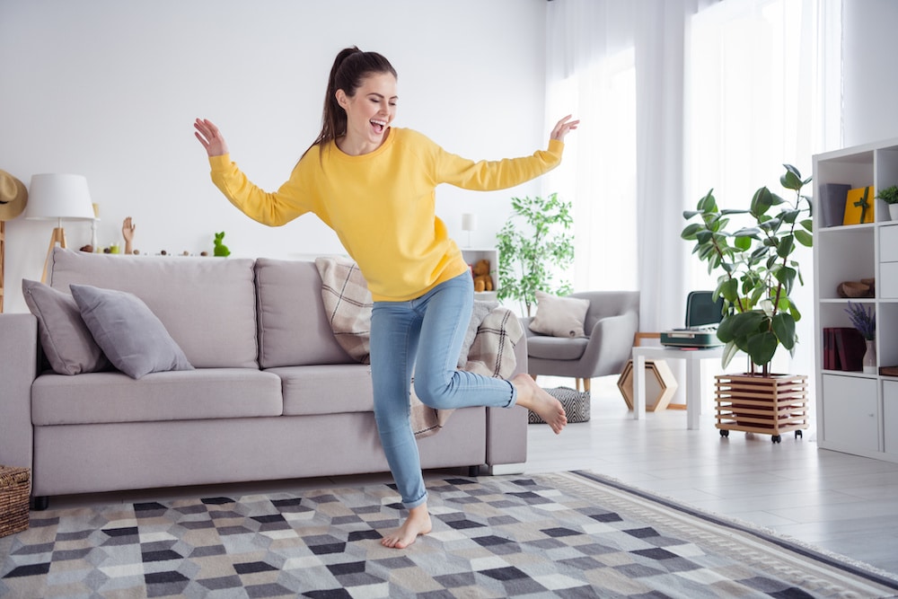 Entspannt bleiben mit dem richtigen Styling für Zuhause. Foto: Adobe / deagreez Entspannt bleiben mit dem richtigen Styling für Zuhause. Foto: Adobe / deagreez