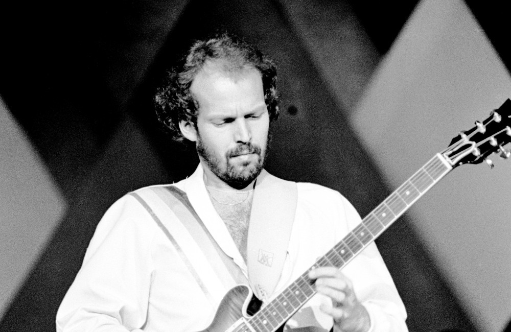 ABBA guitarist Lasse Wellander – April 1979 – Wembley Arena ABBA guitarist Lasse Wellander - April 1979 - Wembley Arena