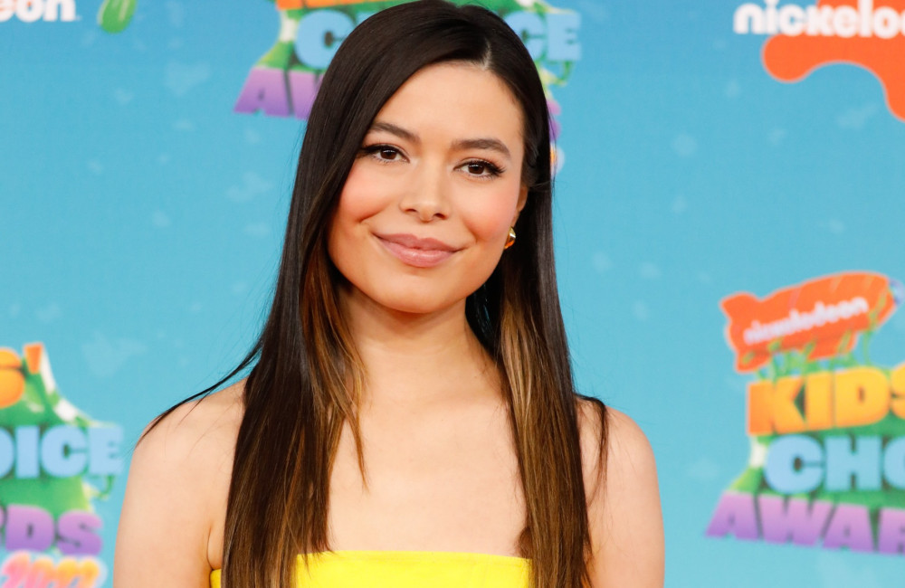 Miranda Cosgrove - March 2023 - Nickelodeon Kids' Choice Awards - LA - Avalon