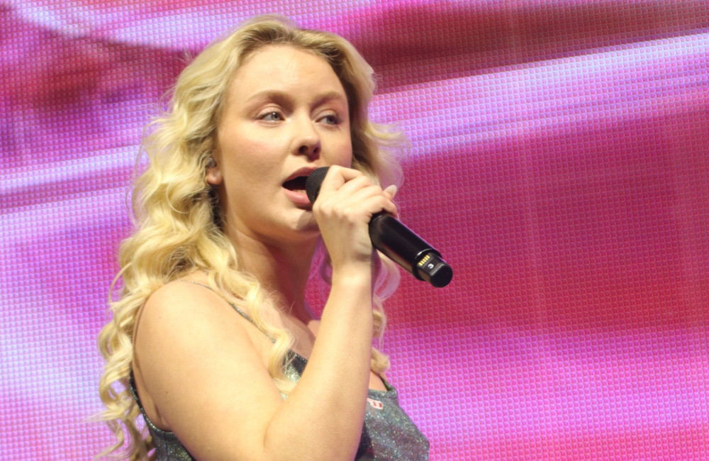 Zara Larsson - Hits Live! M+S Bank Arena