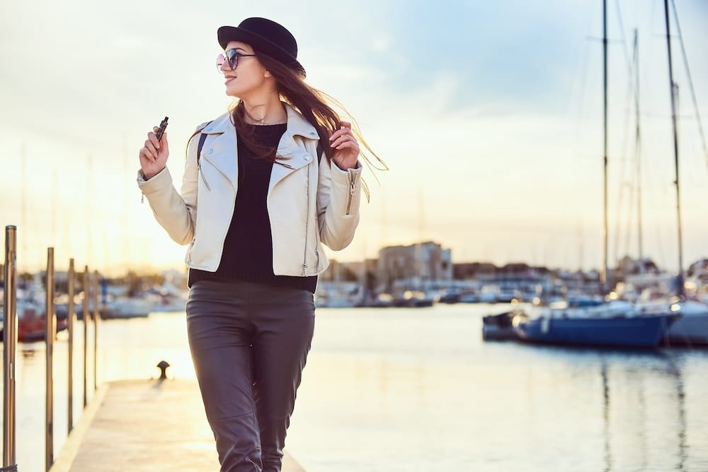 E-Zigaretten sind filmreif. Foto: Adobe / bodiaphoto