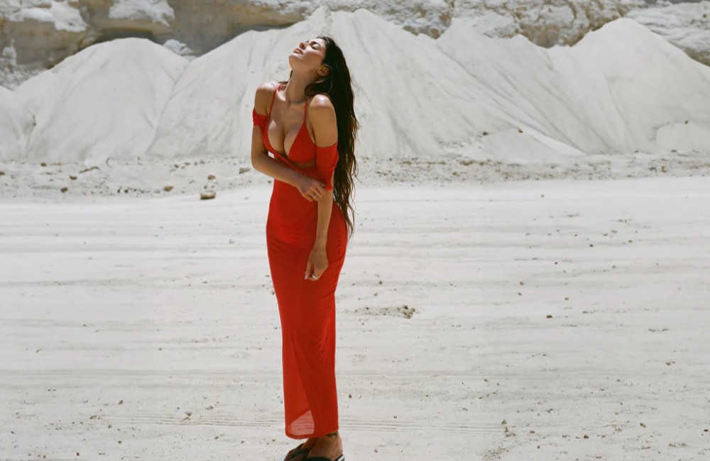 Kylie Jenner - khy -shop 008 Vacation - Campaign
