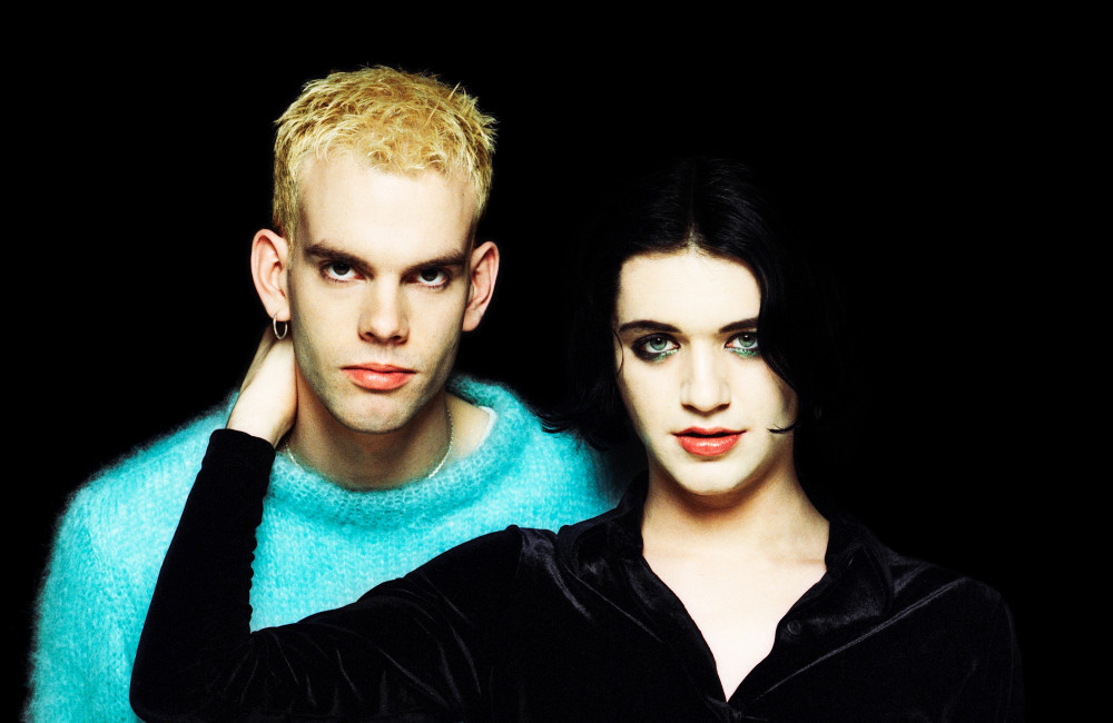 Placebo - Scarlet Page