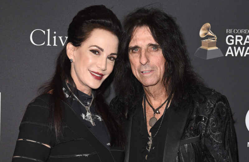 View of Alice Cooper und Ehefrau erneuern ihr Eheversprechen - Viply