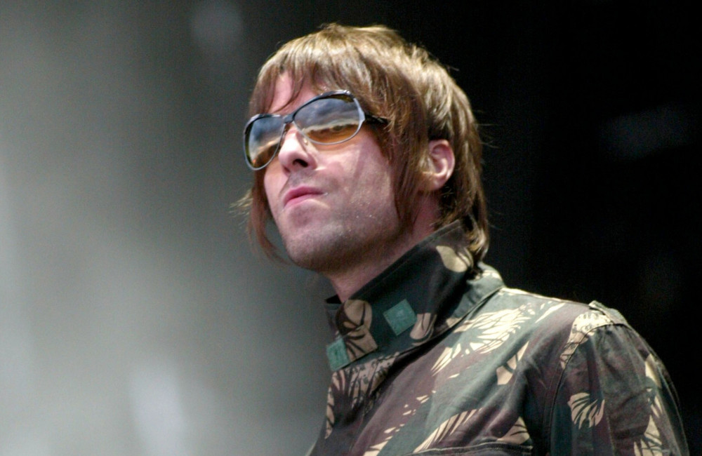 Oasis - Liam Gallagher - AVALON - T In The Park 2002