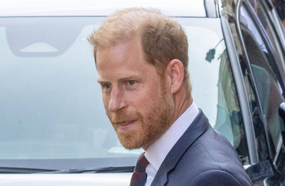 Prinz Harry soll mit seiner Familie noch im August zurück nach Großbritannien ziehen.