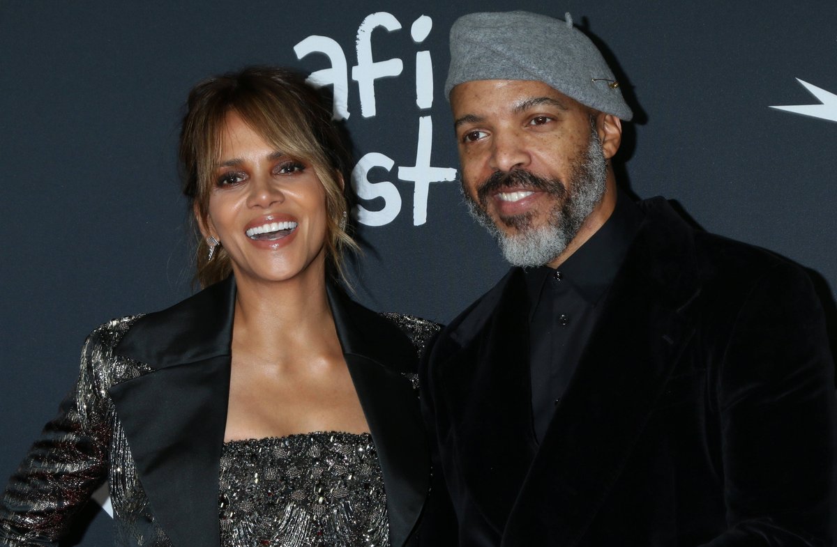 Halle Berry ist mit Van Hunt verlobt.